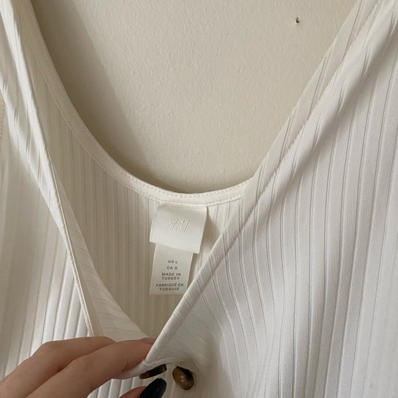 H&M Ribbed Bodysuit - Picture 3 of 5
